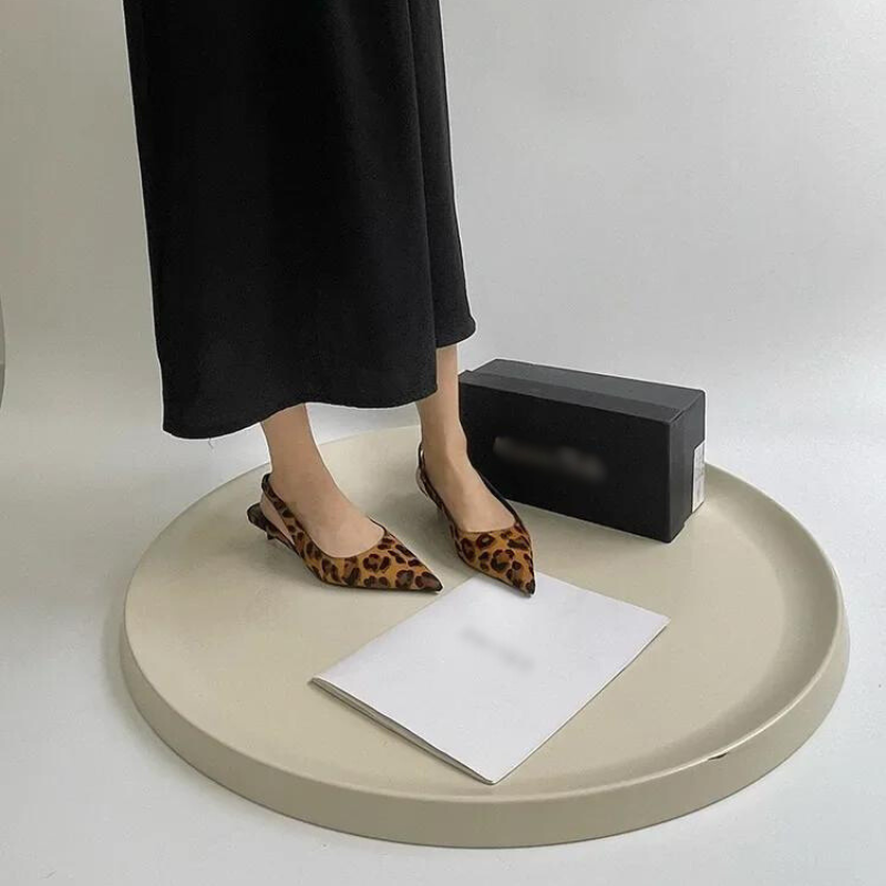 Talons pointus en léopard