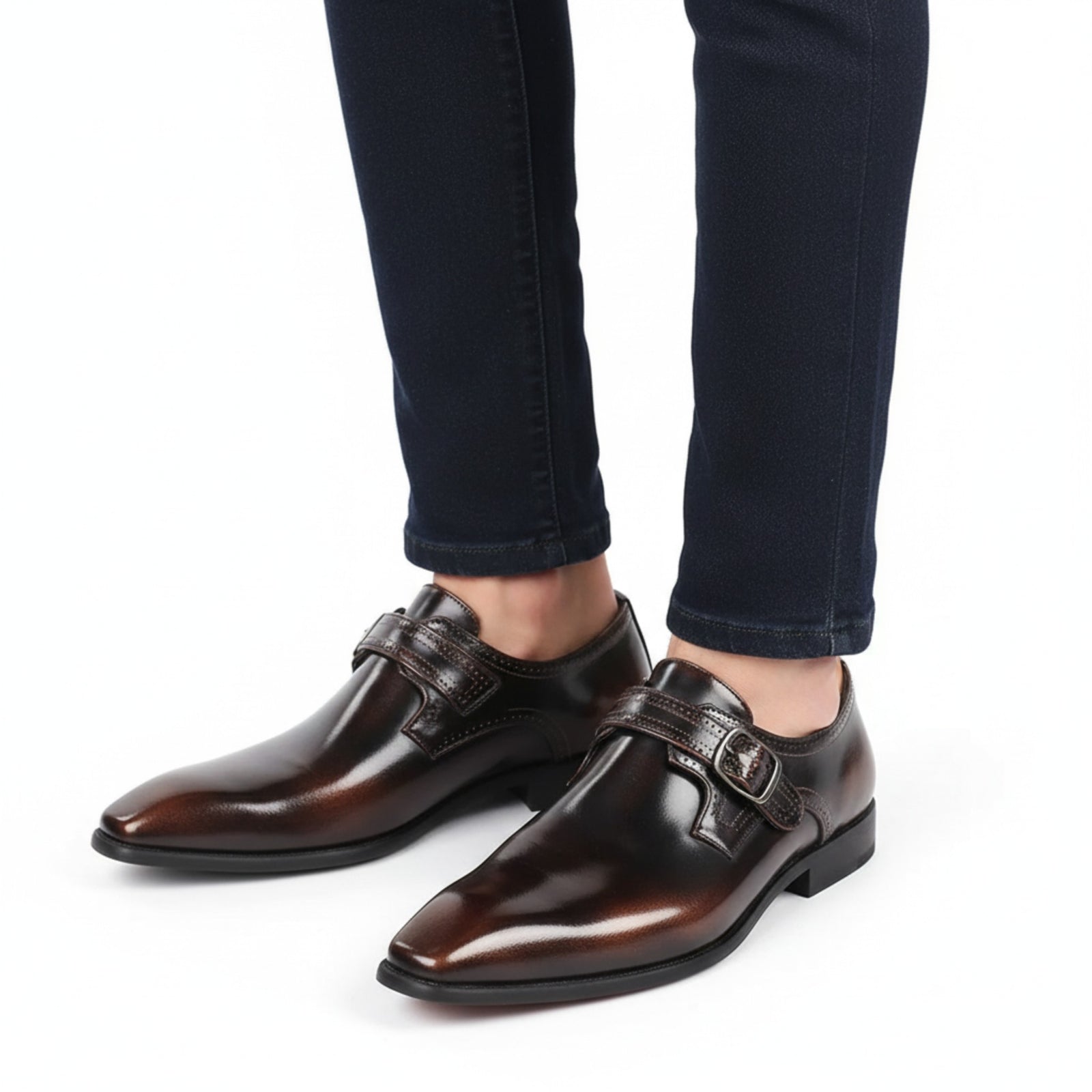 Chaussures Pour Hommes Laquées Avec Détails Raffinés Pour Occasions Formelles