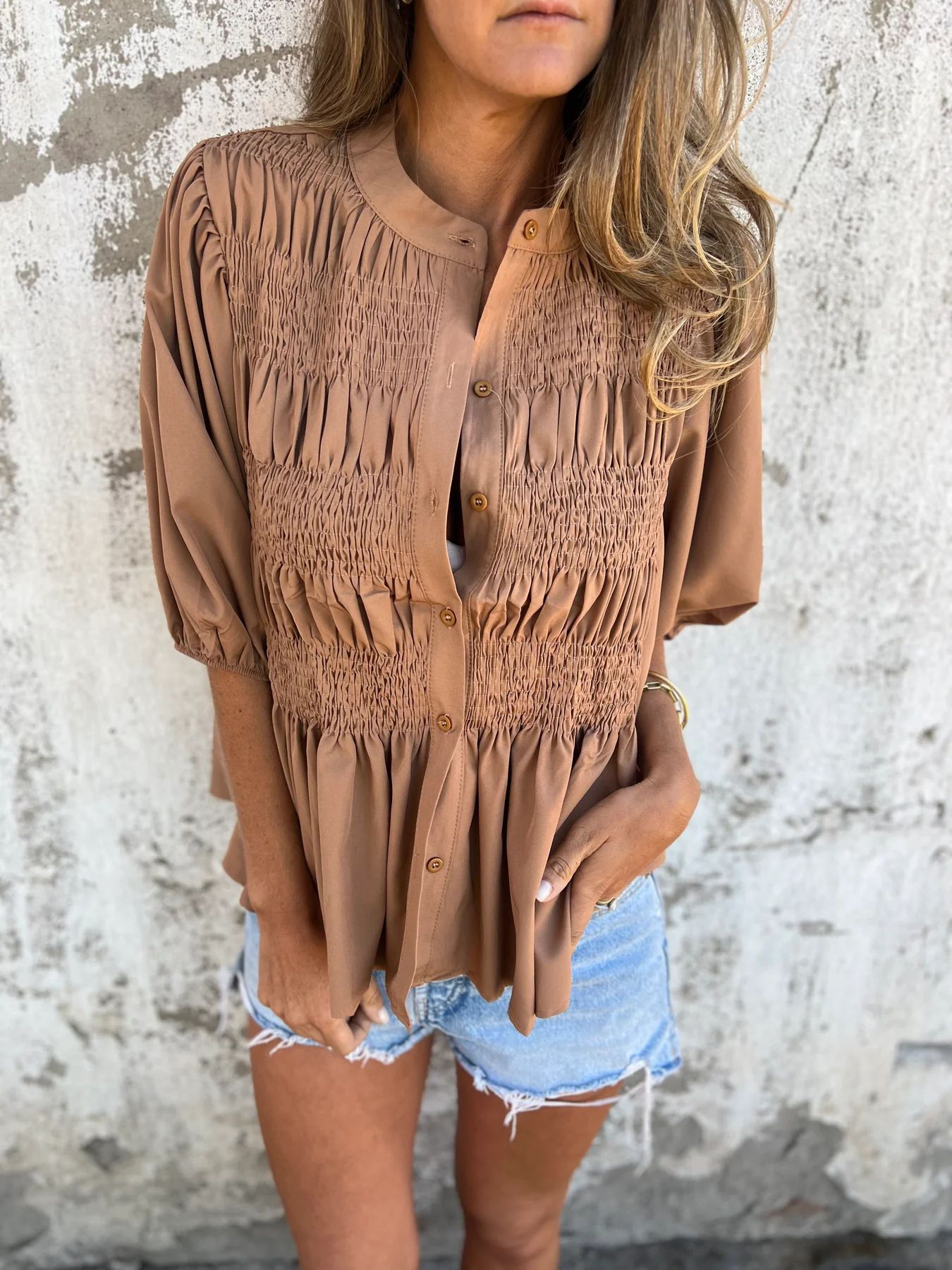 Blouse Femme Élégante à Plis Délicats 1