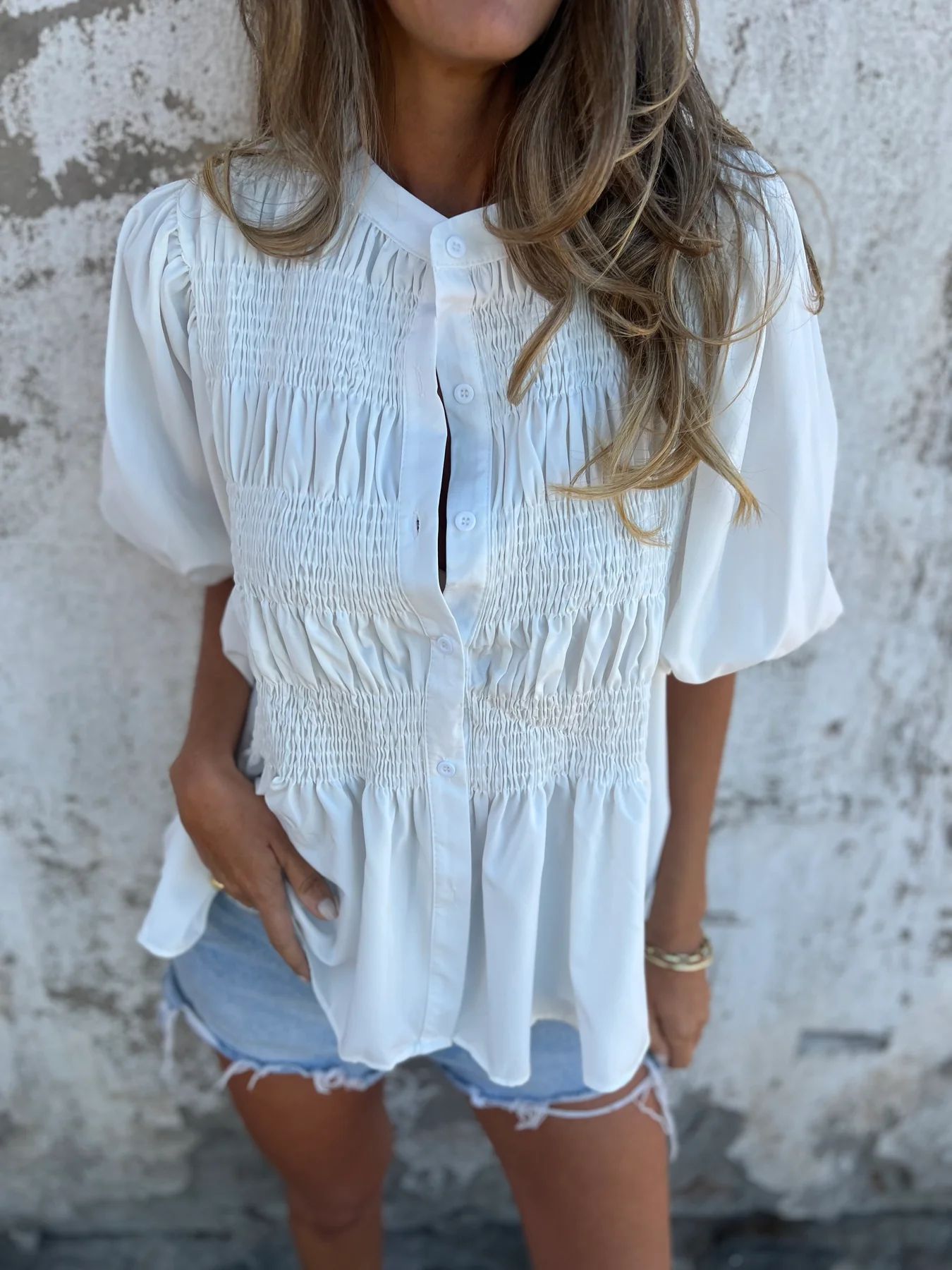 Blouse Femme Élégante à Plis Délicats 7