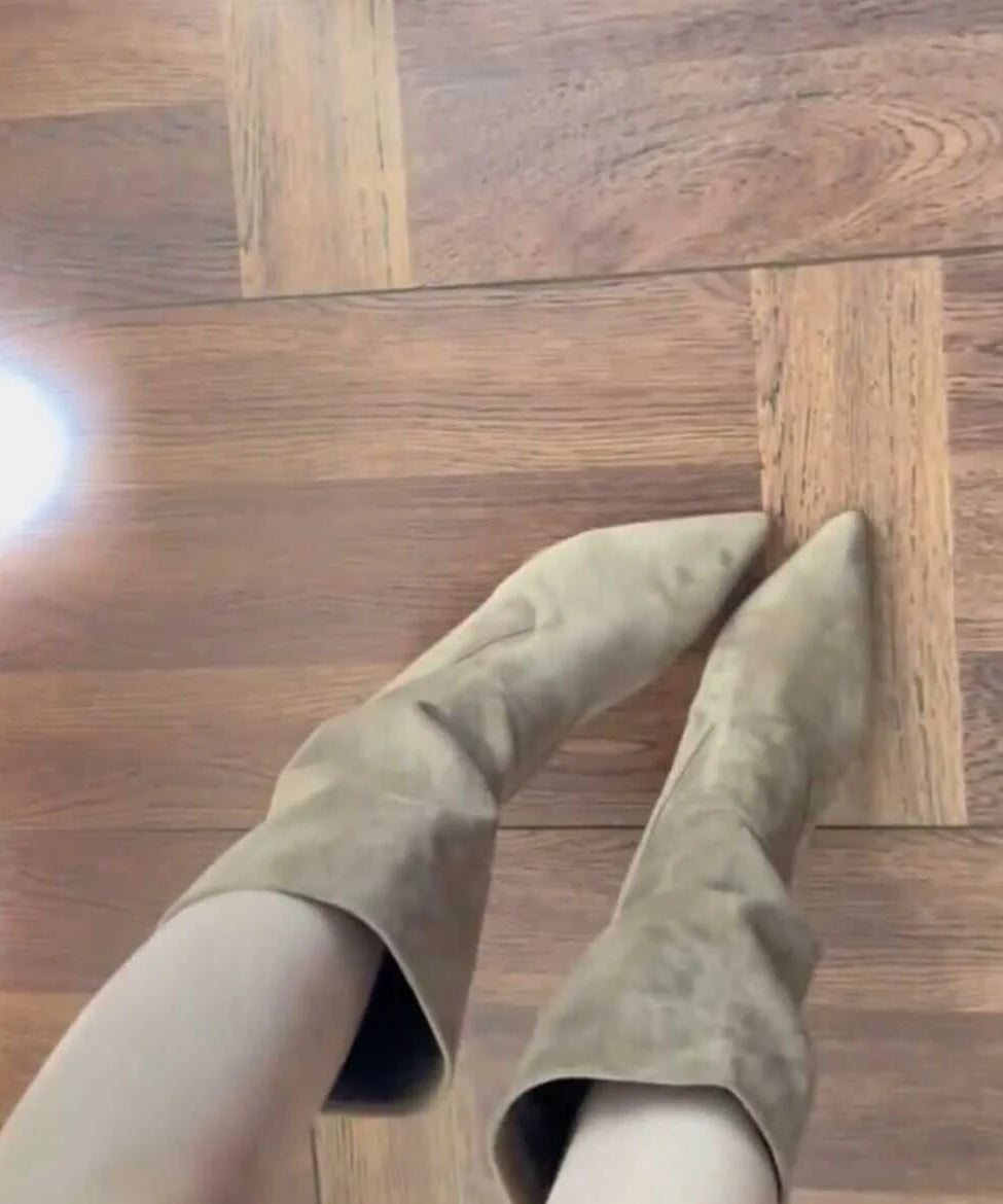 Bottes femme à talons aiguilles bout pointu style moderne 4
