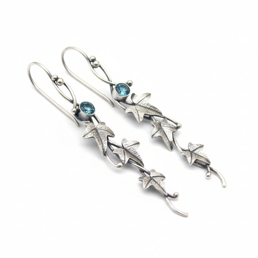 Boucles d'oreilles en forme de feuille pour femmes 0