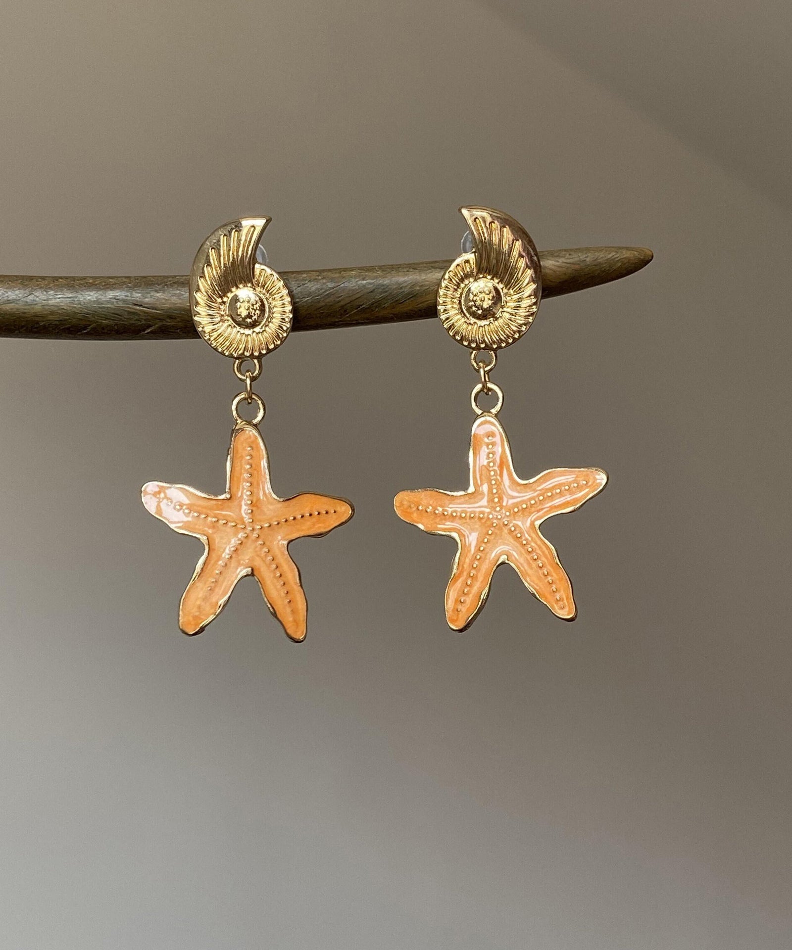 Boucles d'oreilles pendantes femme motif étoile de mer 4