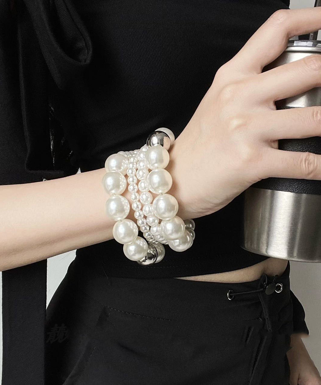 Bracelet Femme Multi-Couches à Breloques et Perles 4