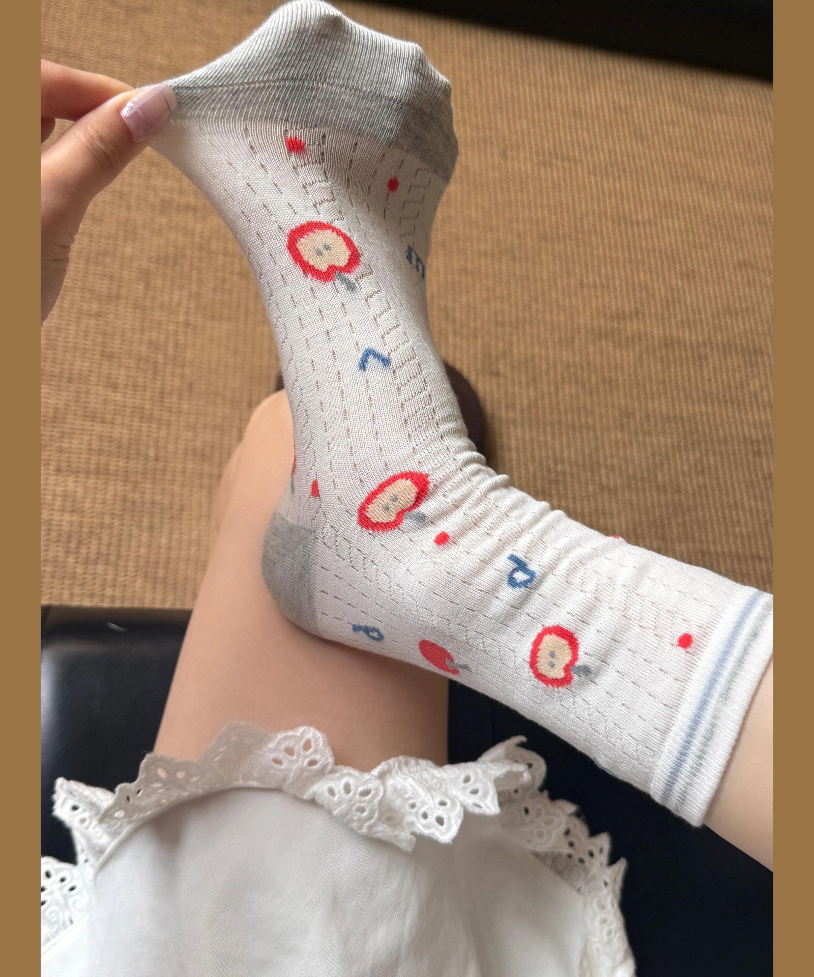 Chaussettes mi-mollet fines pour femme style jacquard d'été 4