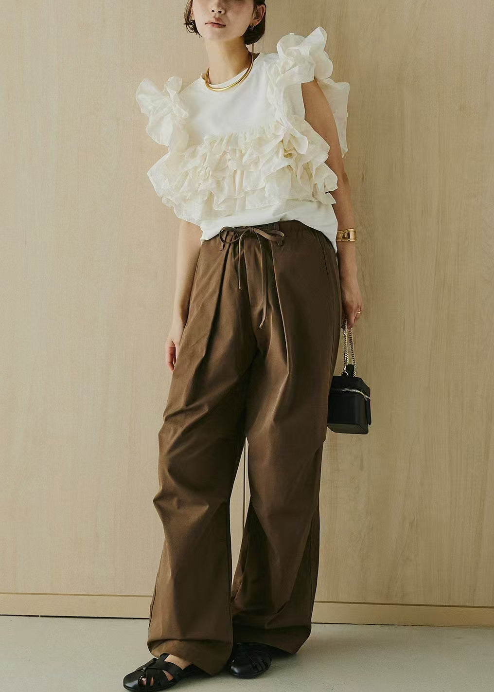 Chemise Femme Chic Sans Manches à Volants Col Rond 1