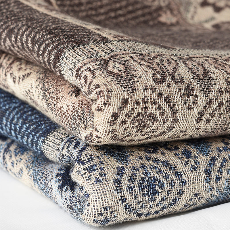 Écharpe en Jacquard avec Motifs Contrastés 2