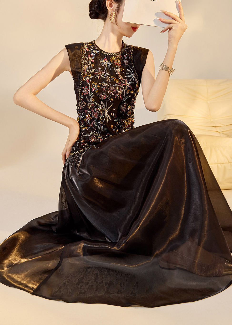 Ensemble Femme 2 Pièces Sans Manches Brodé avec Détails Perle et Gland 2