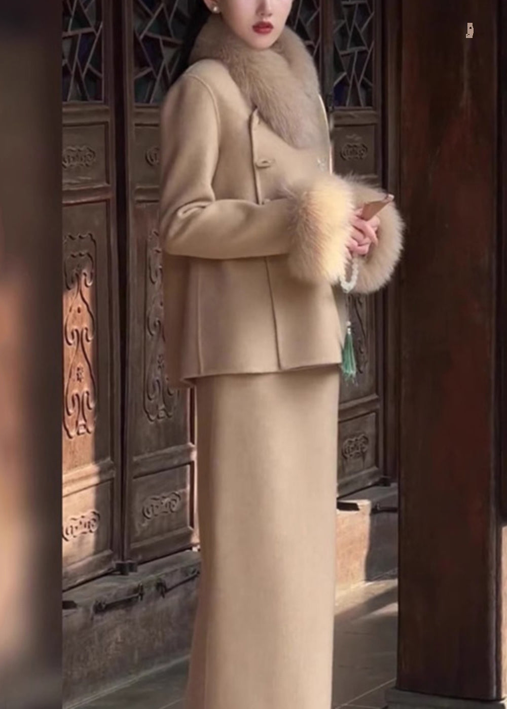 Ensemble Femme en Laine à Col en Fourrure 0