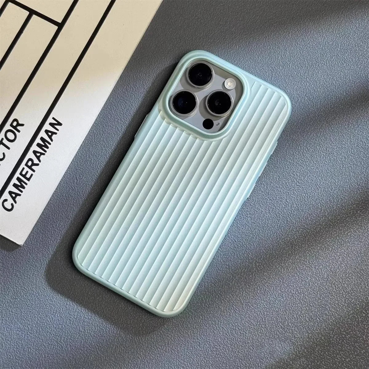 Étui de Téléphone Minimaliste Design Moderne avec Protection Optimale 3