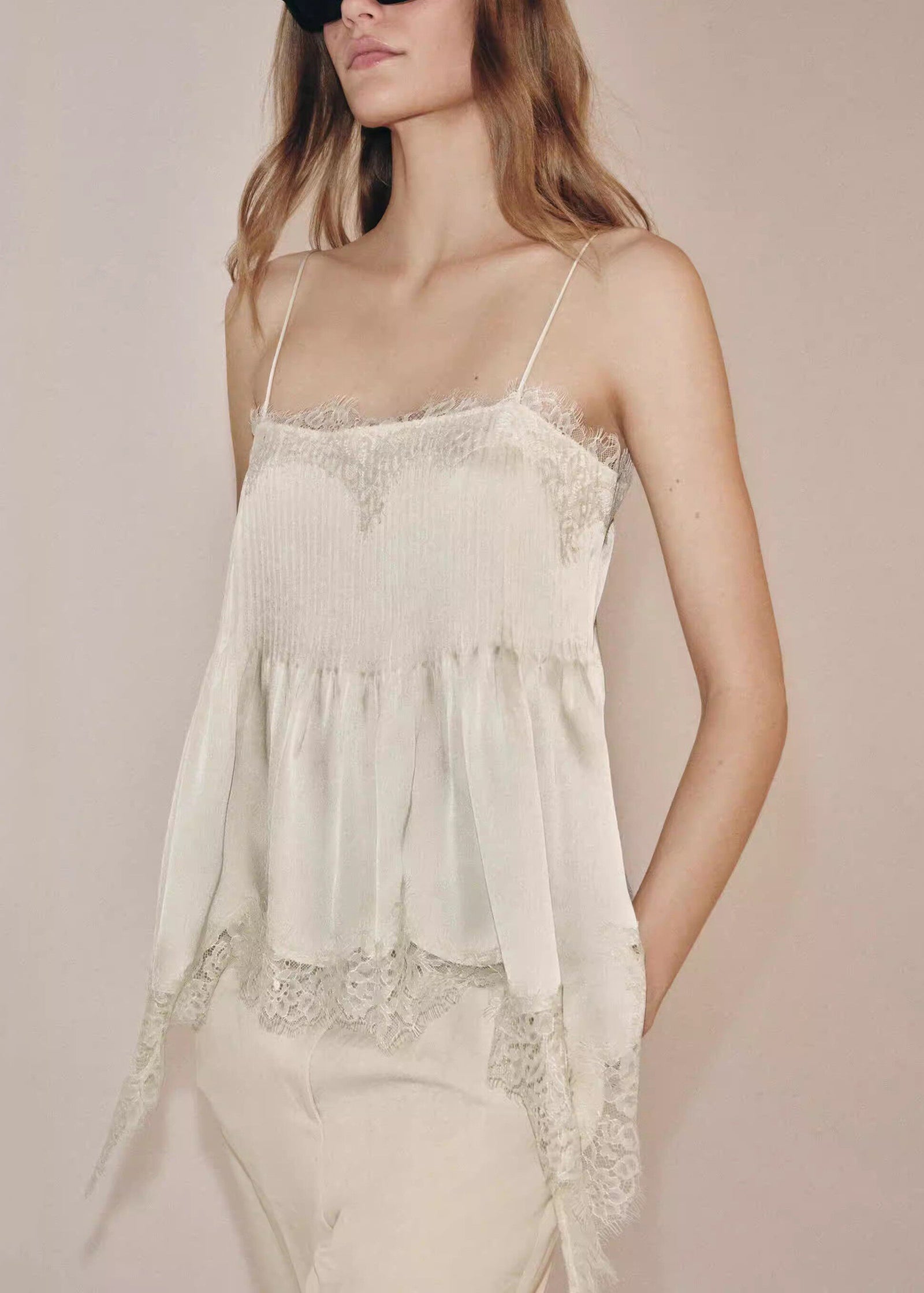 Haut Femme Asymétrique Patchwork Dentelle Sans Manches 1