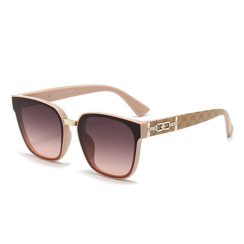 Lunette de Soleil Femme Design Carré Tendance avec Protection UV 6