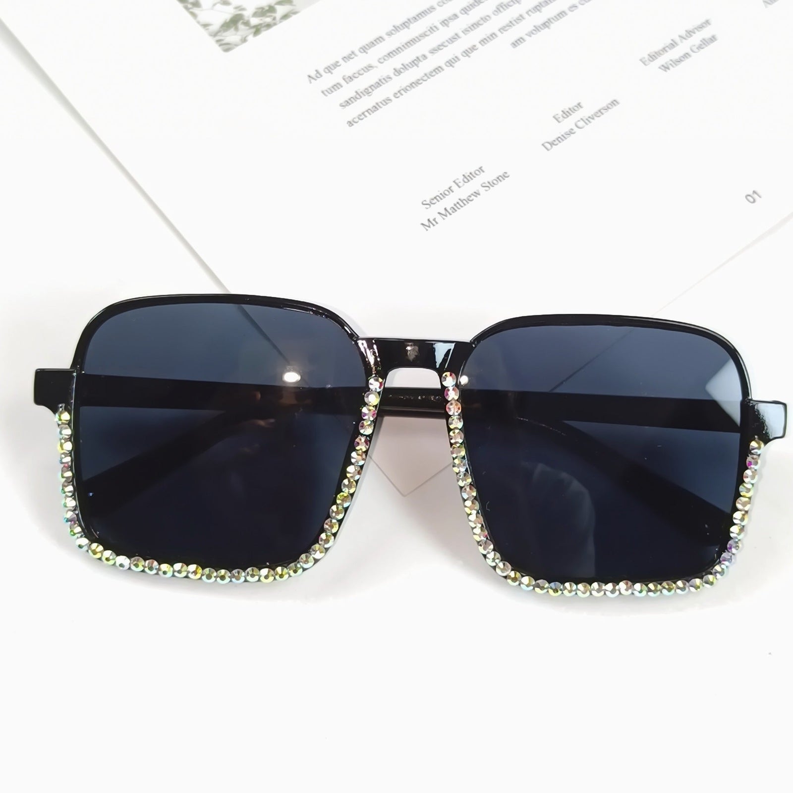 Lunette de Soleil Femme Glamour avec Strass Étincelants et Protection UV400 6
