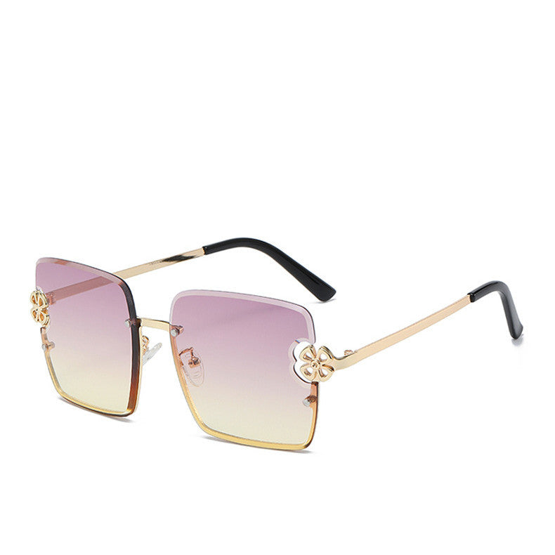 Lunettes de soleil carrées femme à motif floral 0