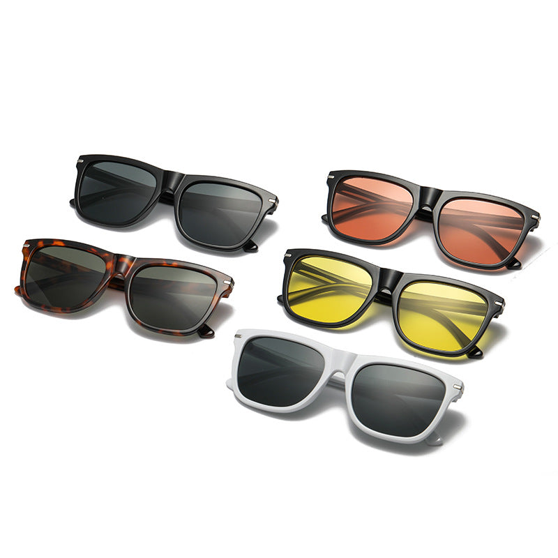 Lunettes de soleil carrées pour femme tendance 2