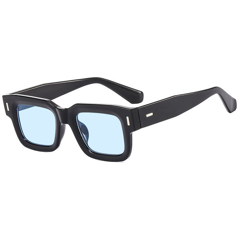 Lunettes de soleil carrées pour femmes avec imprimé léopard 9