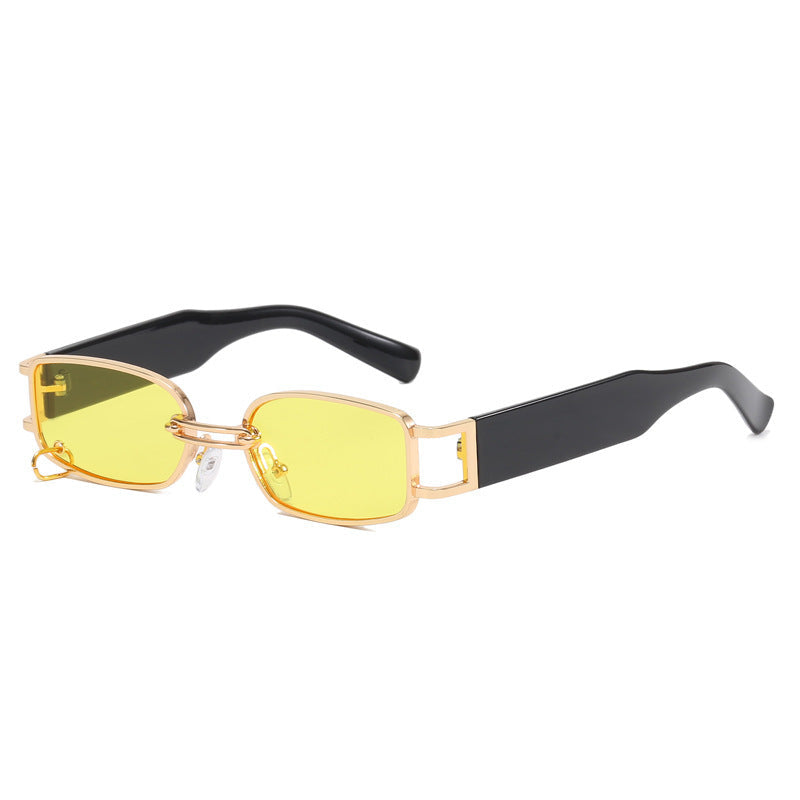 Lunettes de soleil pour femme au design rectangulaire 8