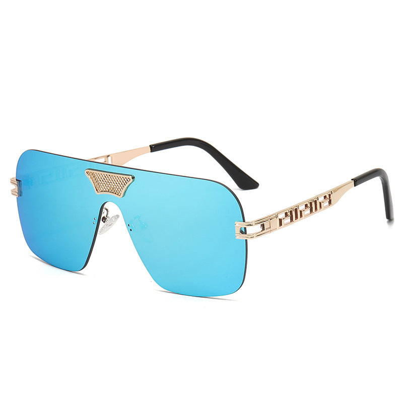 Lunettes de soleil pour femmes au style futuriste 0