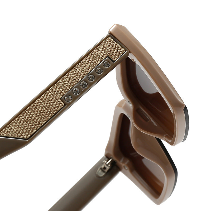 Lunettes de soleil pour femmes avec accents scintillants 2