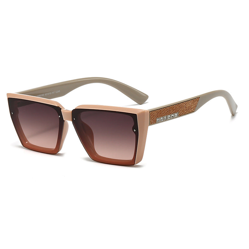 Lunettes de soleil pour femmes avec accents scintillants 8
