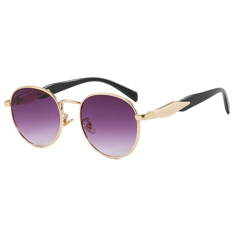 Lunettes de soleil rondes pour femmes avec monture dorée 9