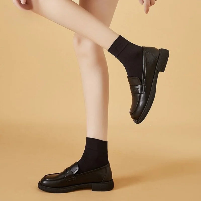 Mocassins pour femmes à enfiler au design minimaliste 3