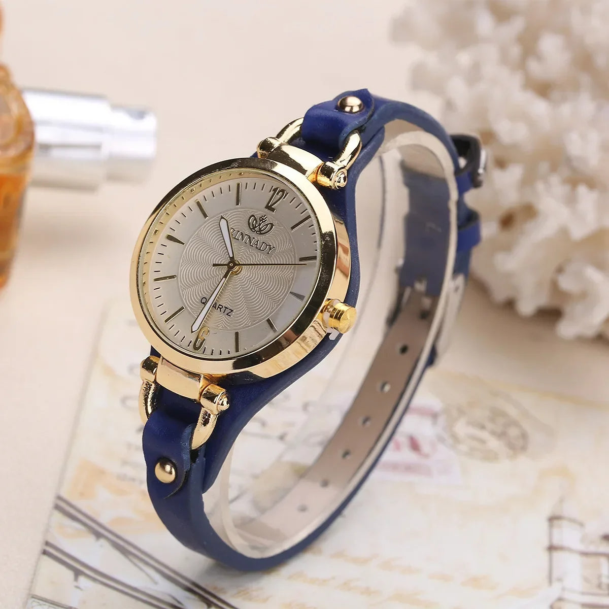 Montre Femme Ajustable à Cadran Rond 1