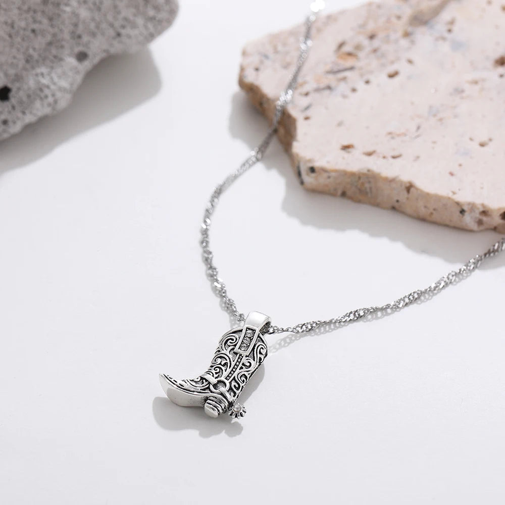 Pendentif Cowboy en Or ou Argent 6
