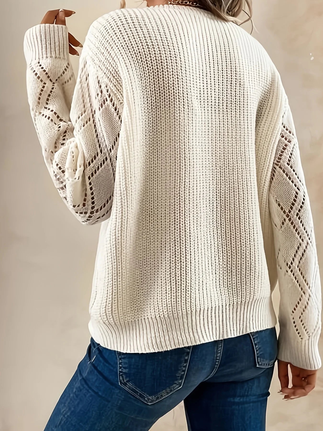 Pull Femme Col En V Ajouré Chic 1