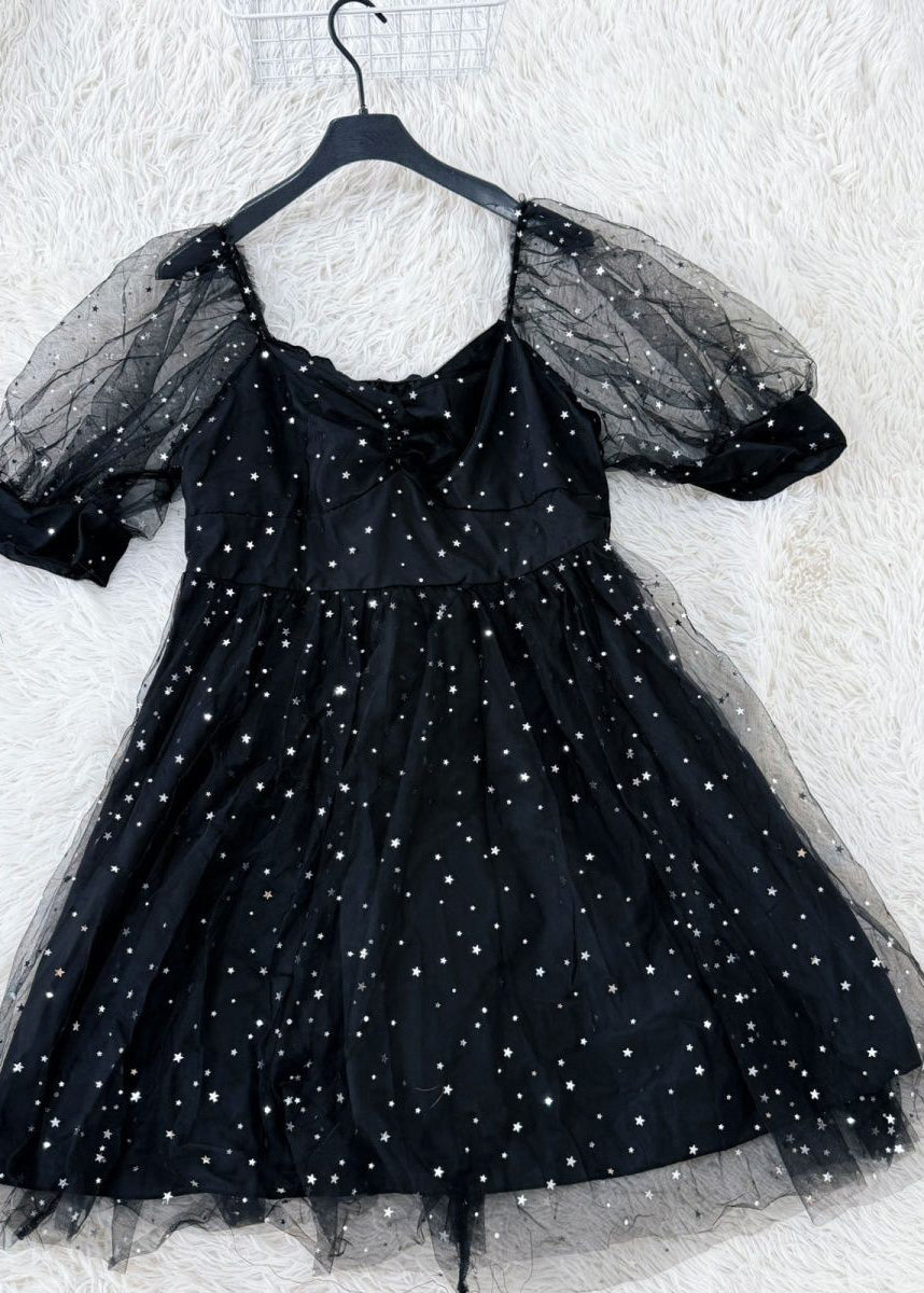 Robe mi-longue pour femme à col carré et manches courtes 3