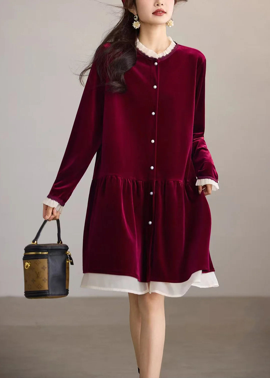 Robe midi femme ample à col rond et volants 1
