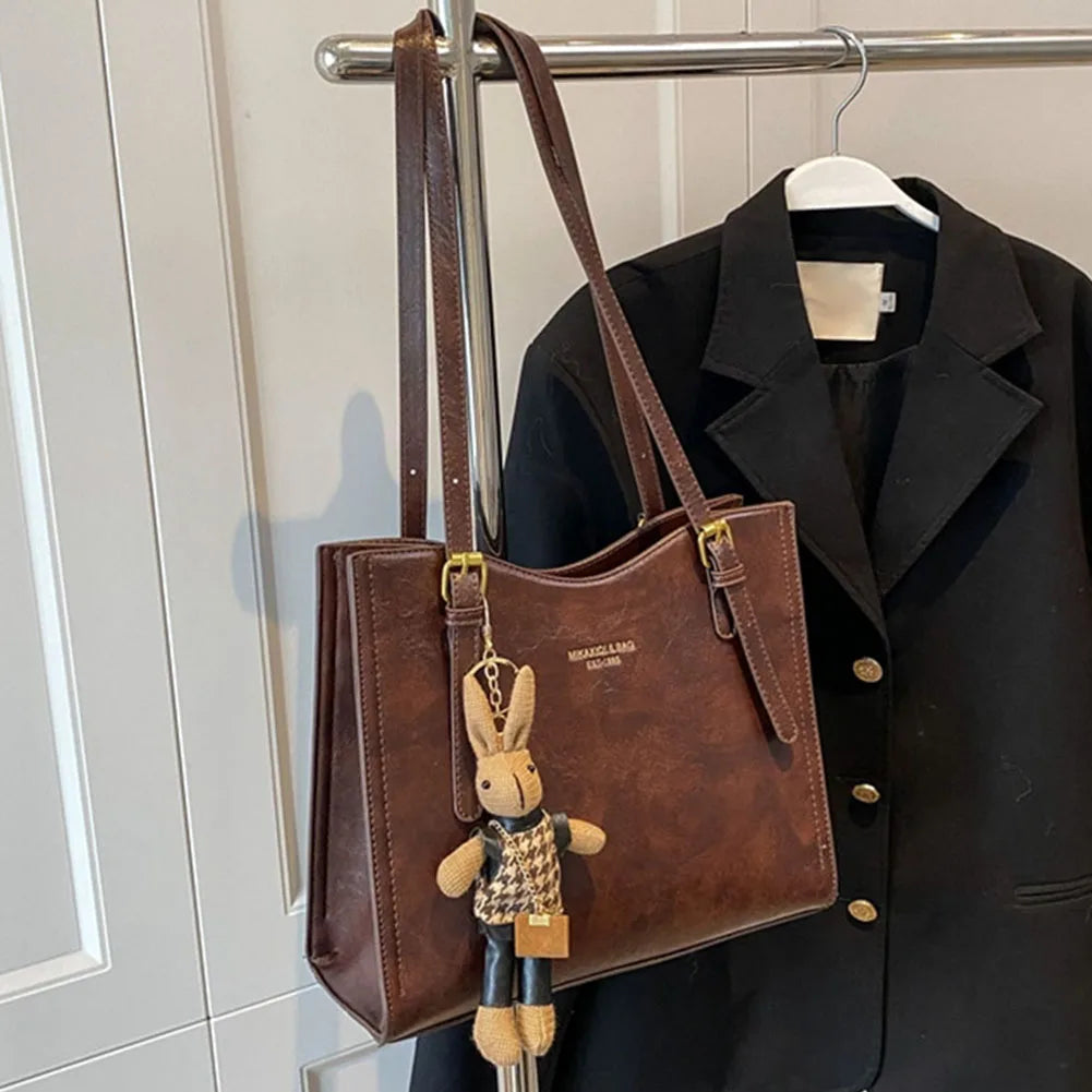 Sac à main fourre-tout pour femmes avec charme en peluche 3