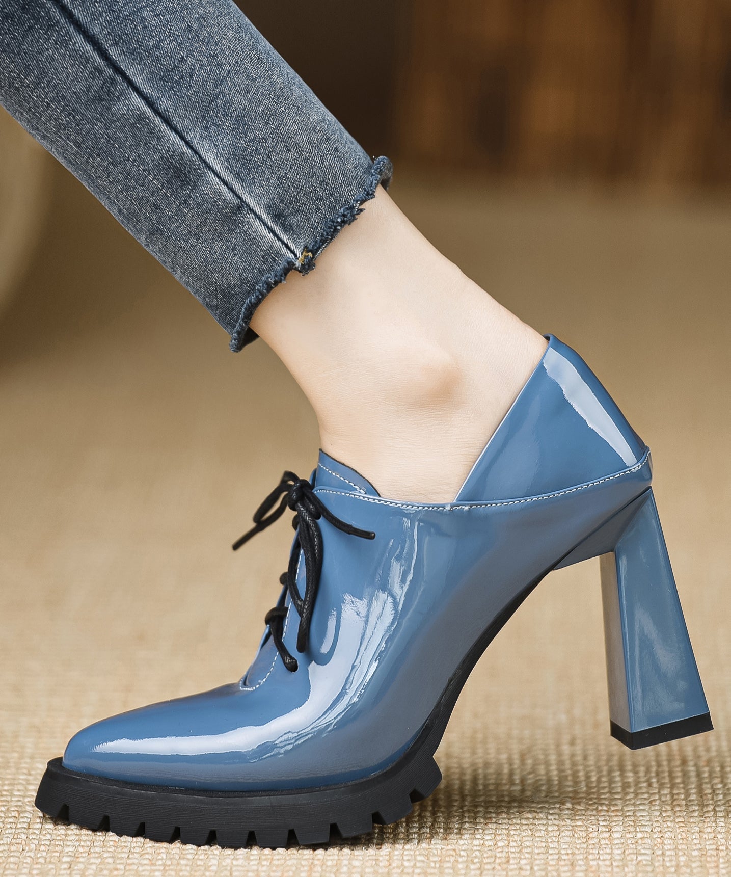 Sandales Femme en Cuir avec Sangles Croisées 3