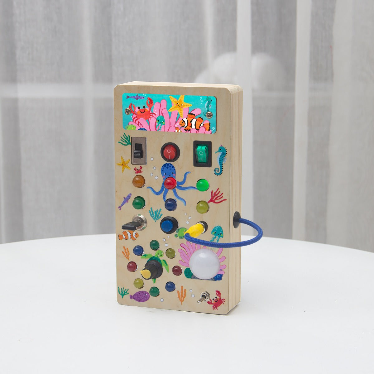 Tableau d'activités Montessori en bois avec lumières LED 2