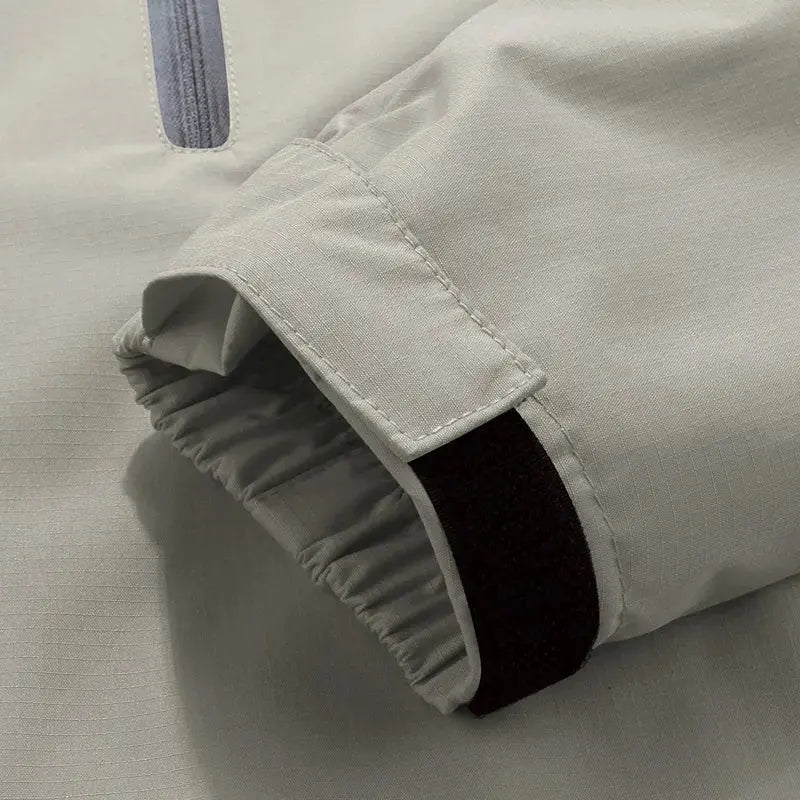 Veste pour Hommes Active avec Capuche Ajustable 2