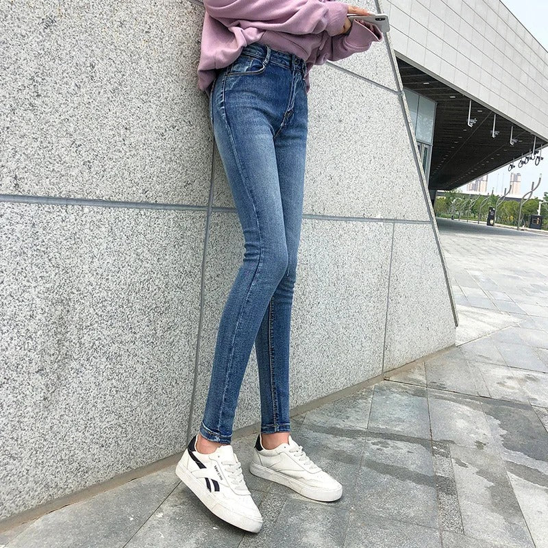 Jeans stretch classiques pour femmes