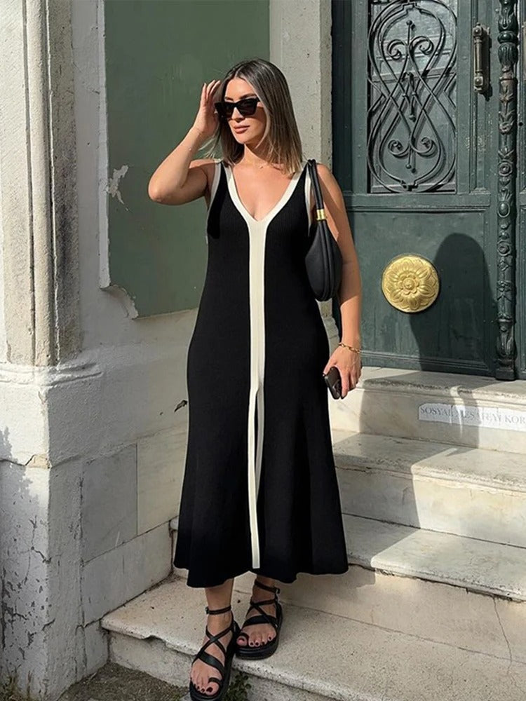 Robe en maille sans manches à col en V pour femmes