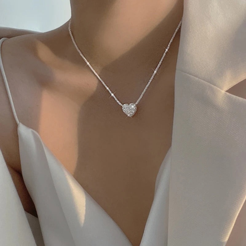 Collier à pendentifs en forme de cœur