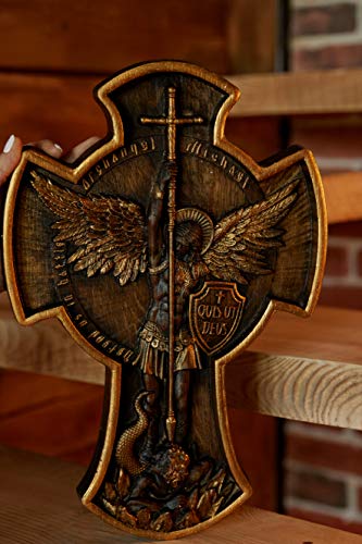 Décoration murale sculptée en bois de l'archange Michael