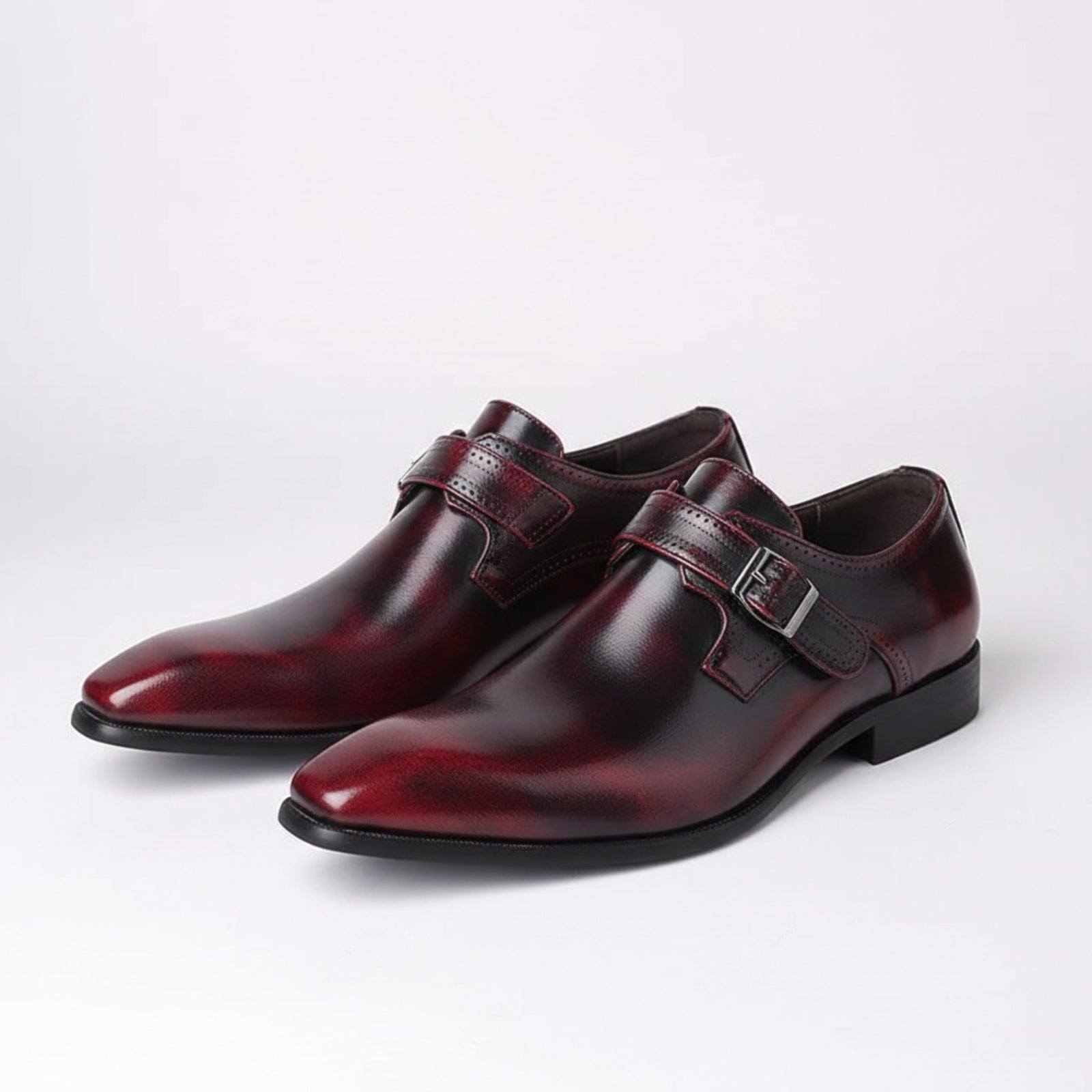 Chaussures Pour Hommes Laquées Avec Détails Raffinés Pour Occasions Formelles