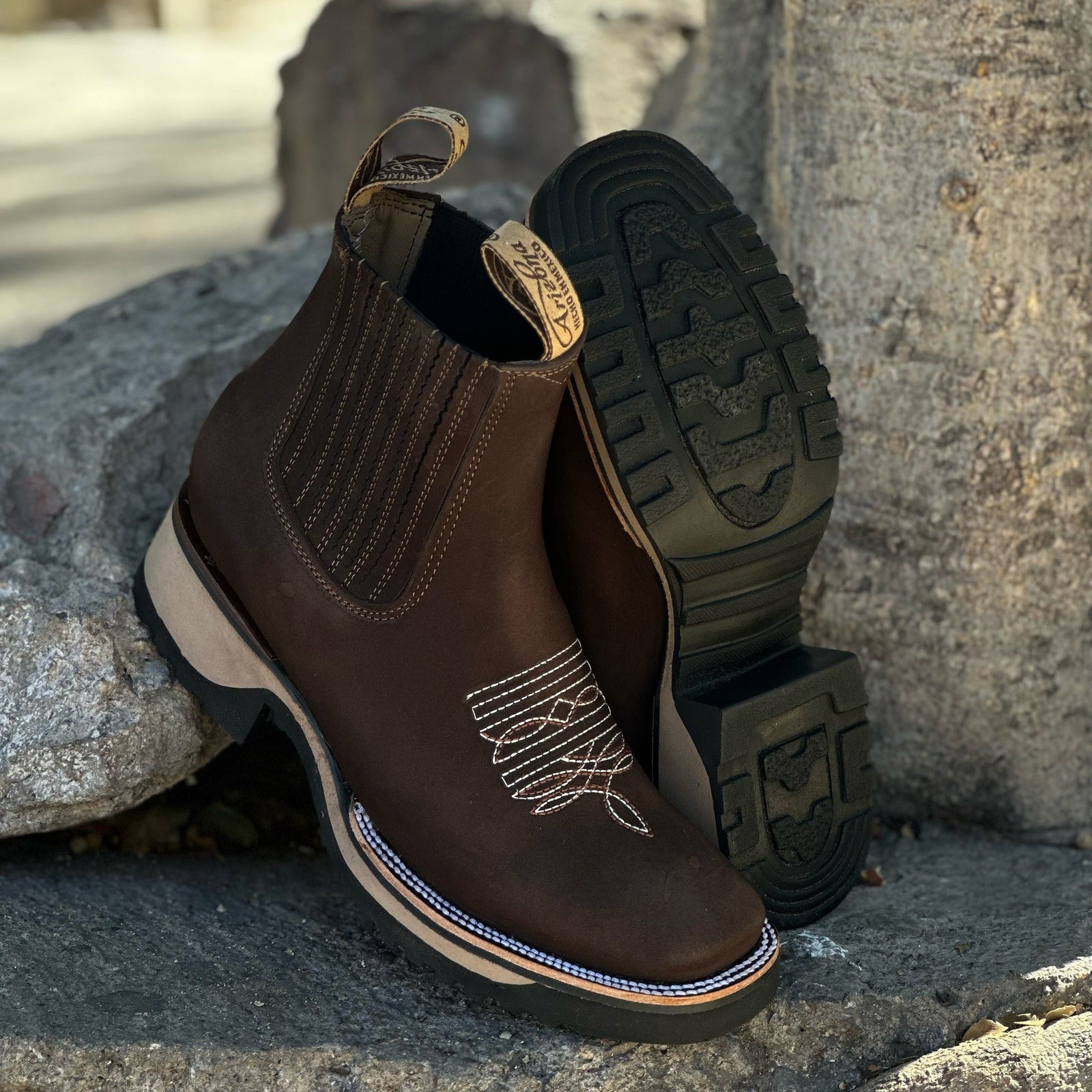 Bottes Hiver Femme Élégantes en Cuir Synthétique Confortables 1