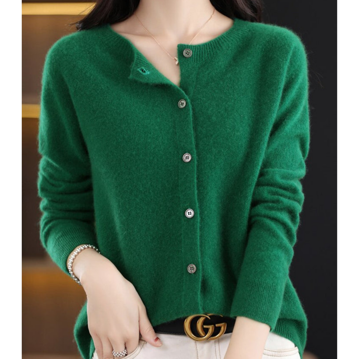 Pull Femme Col en V en Laine Pure Ajusté 5