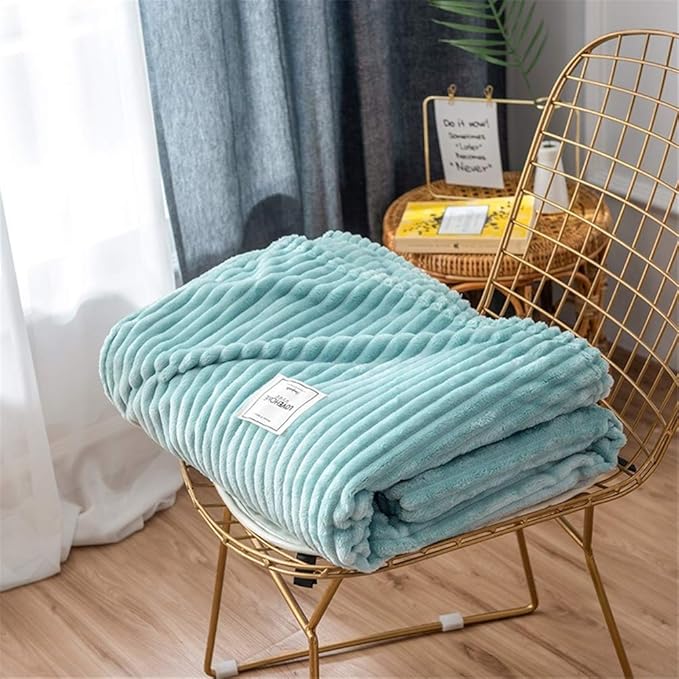 Couverture en flanelle rayée