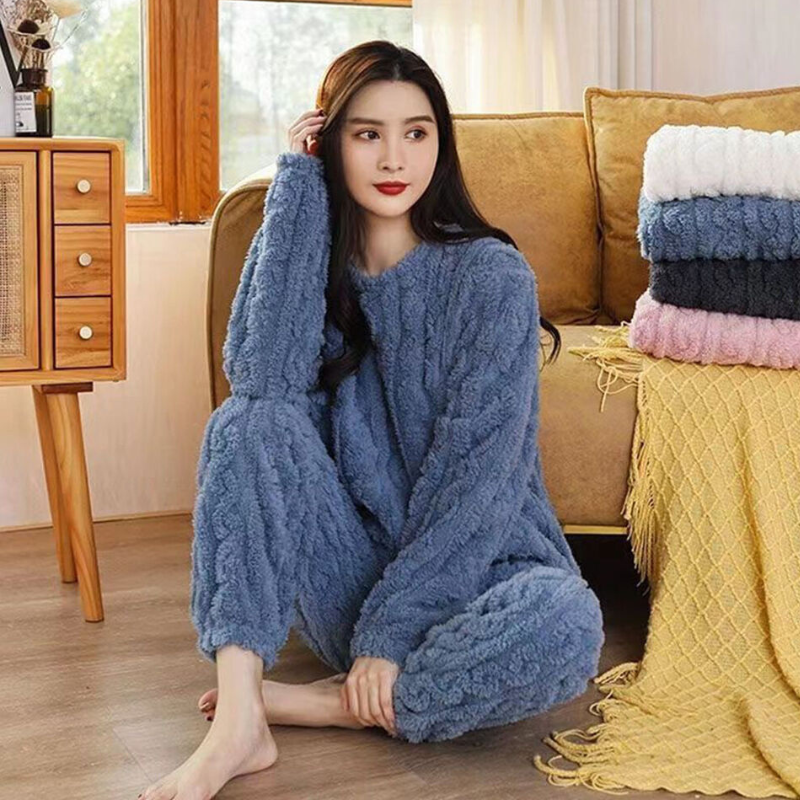 Pyjama chaud en polaire pour femmes
