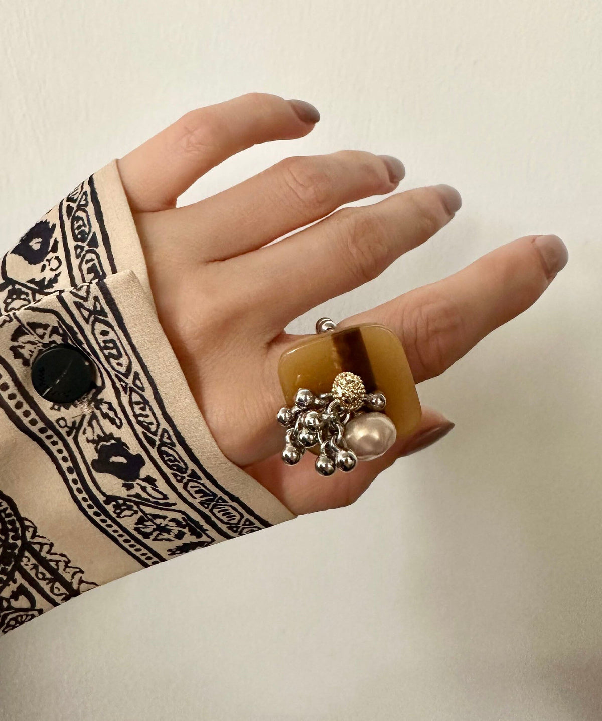 Bague Femme Style Perle Irrégulière Design Français 3