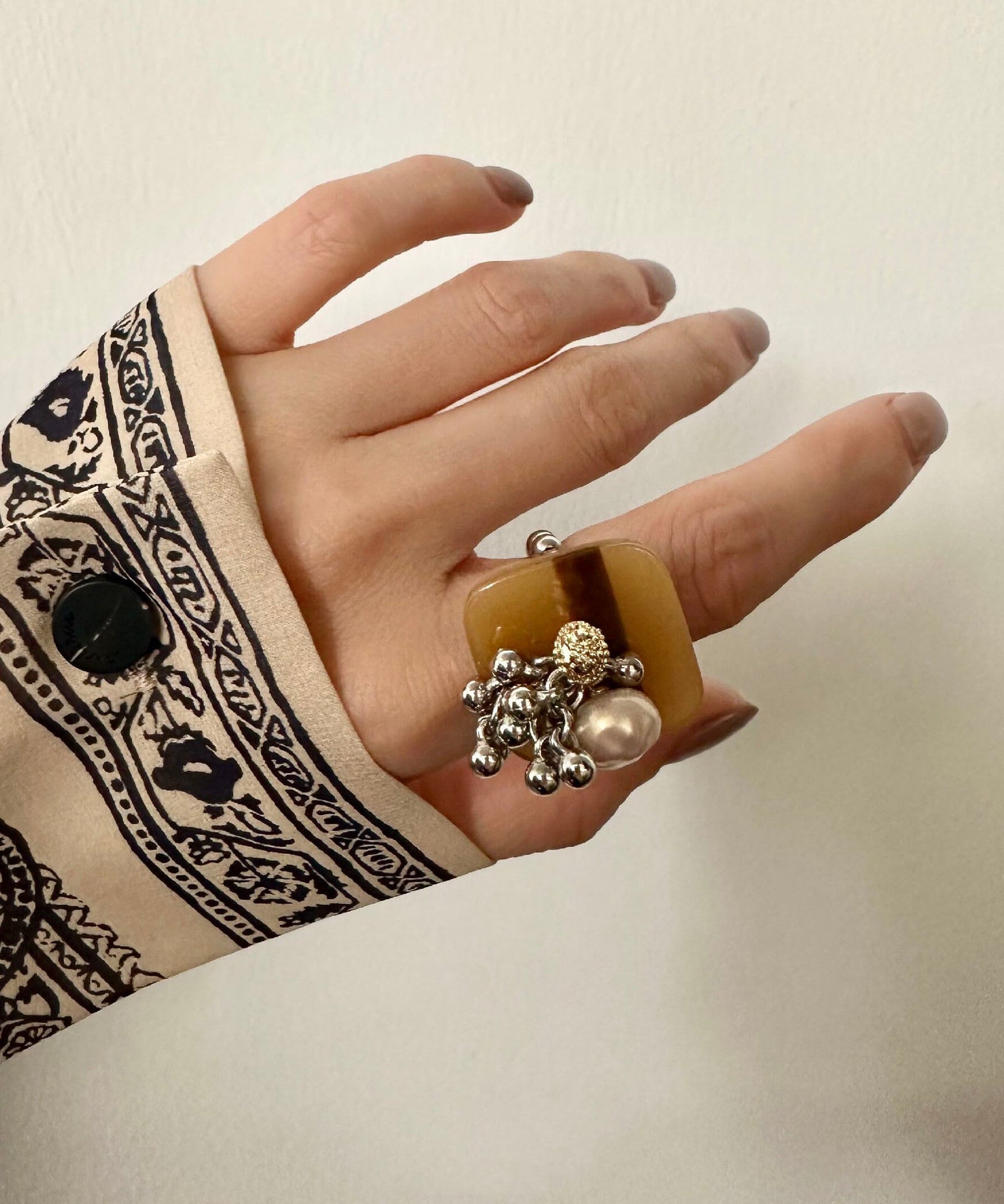 Bague Femme Style Perle Irrégulière Design Français 3
