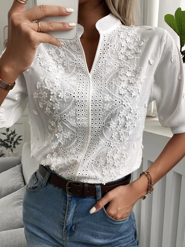 Blouse Femme Chic à Manches Courtes avec Broderie Florale 3