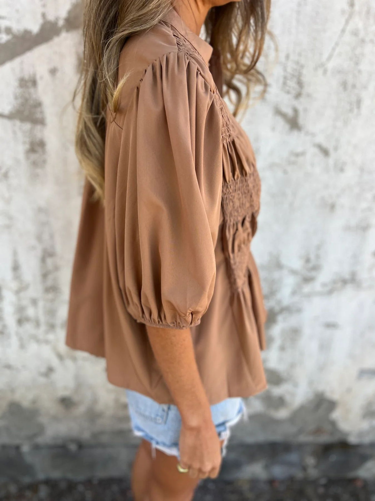 Blouse Femme Élégante à Plis Délicats 4