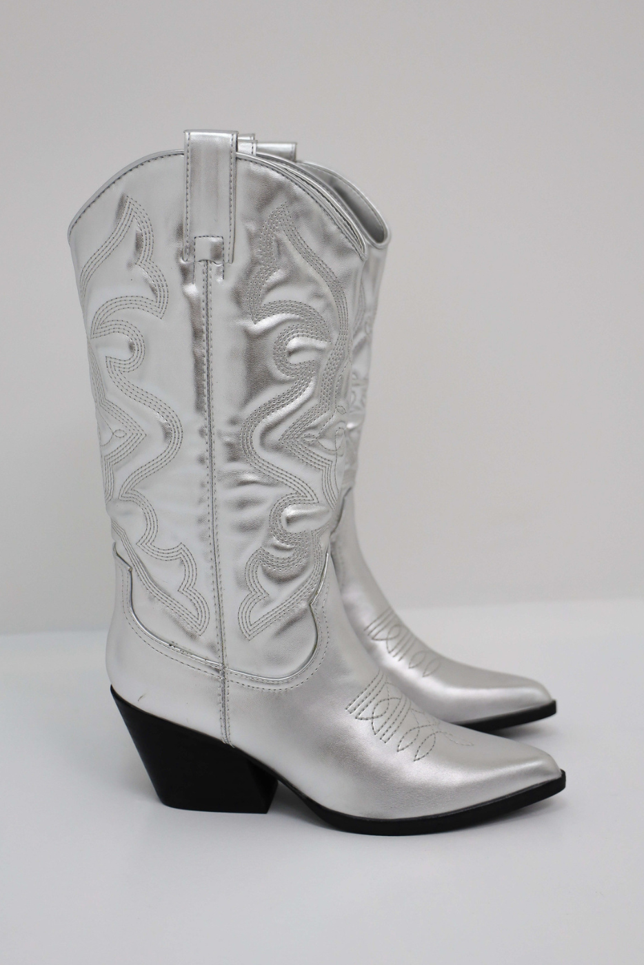 Bottes Cowboy pour Femmes en Cuir Élégant