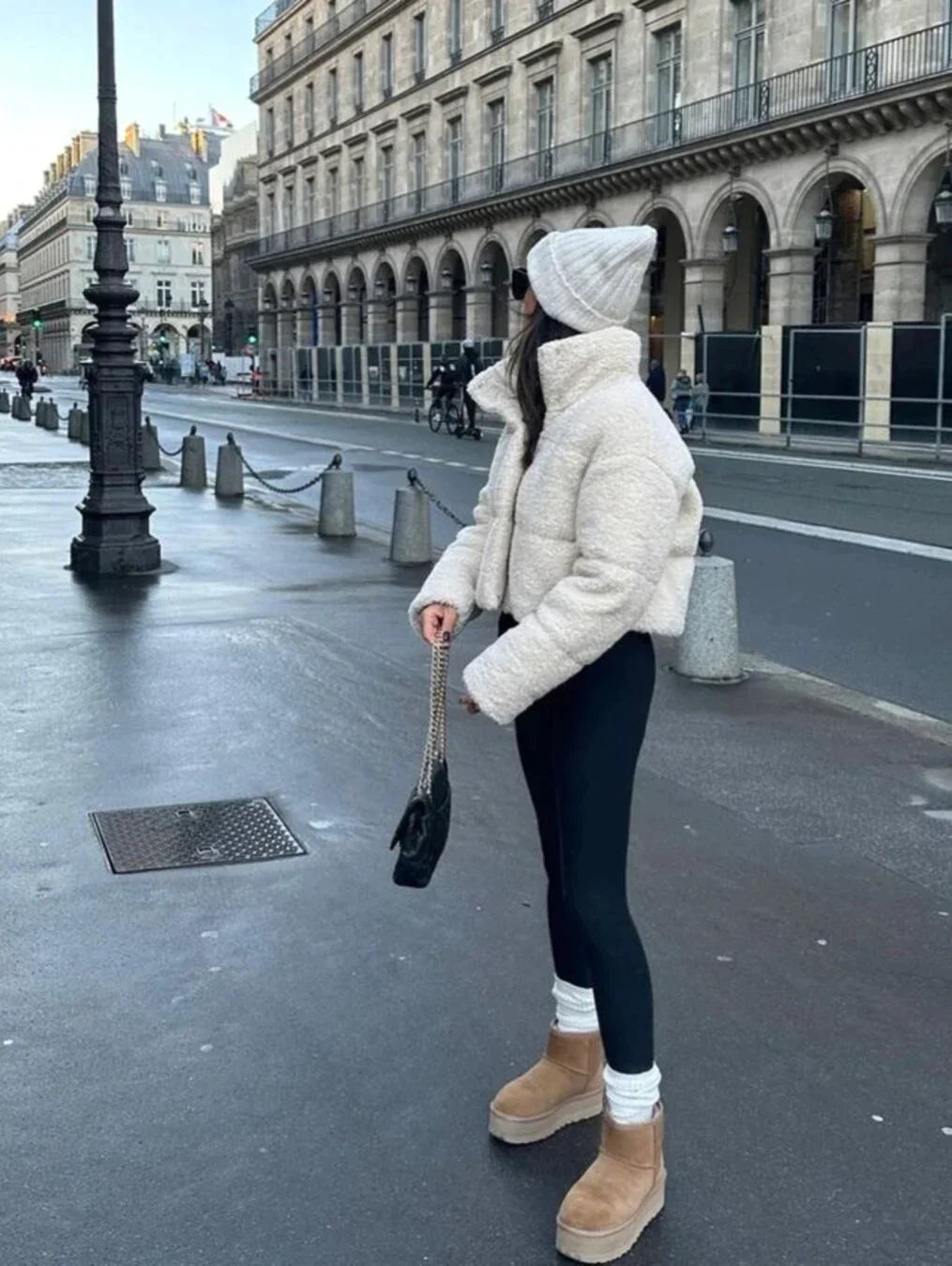 Bottes Hiver Femme Design Moderne Confortables et Tendance 4